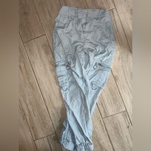 Long bangs with pockets